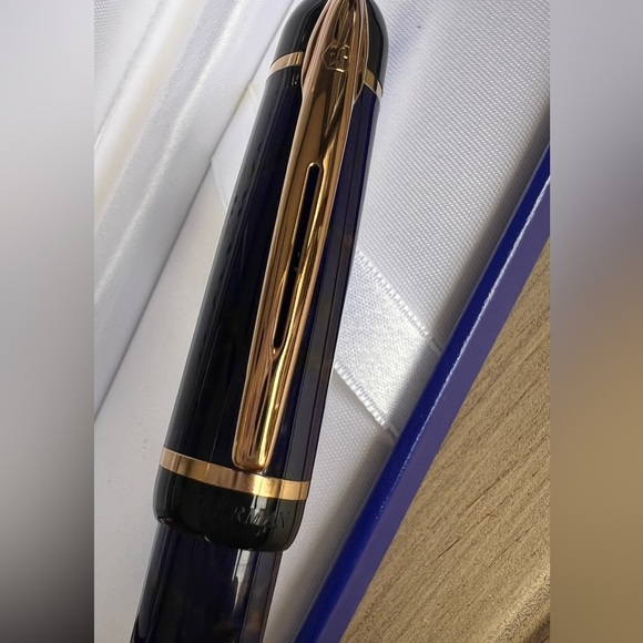 Vintage Waterman Paris Blue Marble Gold Trim Ballpoint Pen with Case - Picture 6 of 9